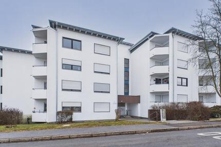 Wohnung Eggenfelden - 3 Zimmer, 81 m&sup2;, 750&euro; | Angebot:25054491