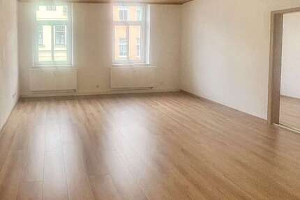 Wohnung Oelsnitz/Vogtl. Vogtl. - 3 Zimmer, 82 m&sup2;, 576&euro; | Angebot:26730027