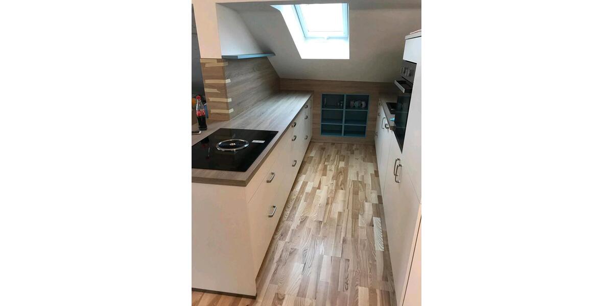 Dachgeschoßwohnung Roßbach - 2.5 Zimmer, 70 m&sup2;, 550&euro; | Angebot:23705116