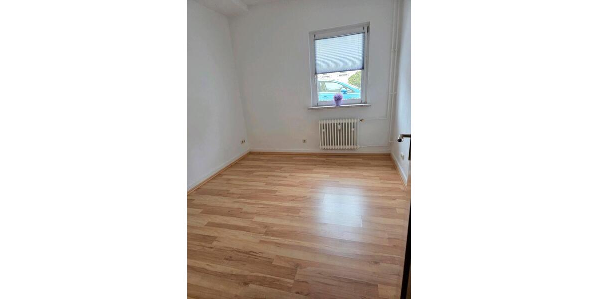 Erdgeschoßwohnung Hohenlockstedt - 4 Zimmer, 100 m&sup2;, 912&euro; | Angebot:24806518