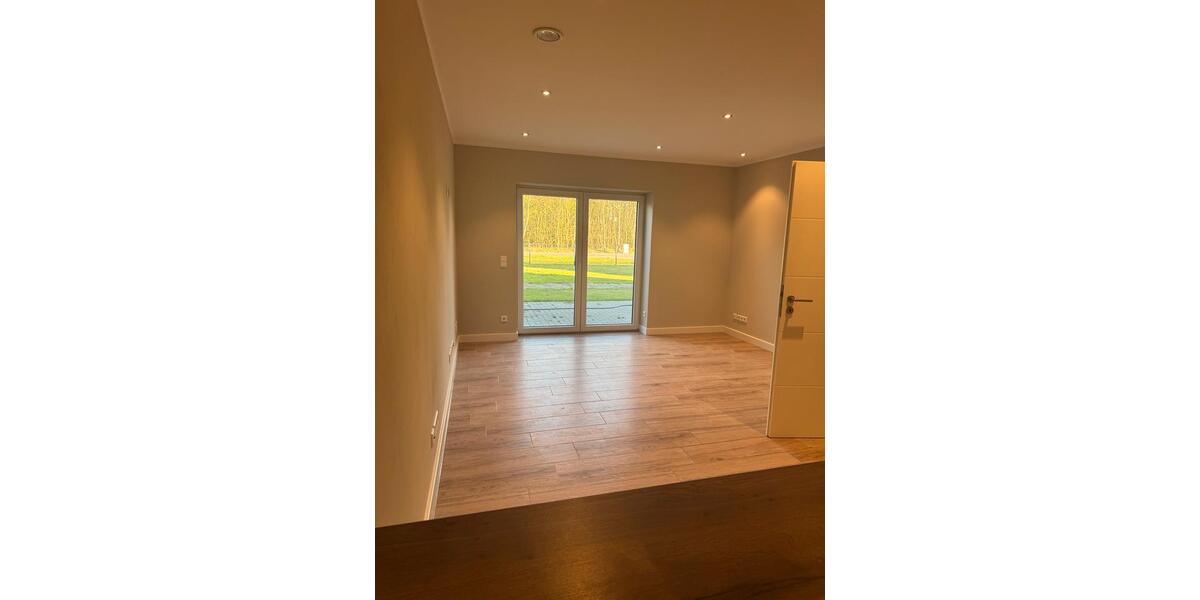 Doppelhaushälfte Langenhorn - 4 Zimmer, 94 m&sup2;, 1.040&euro; | Angebot:26287913