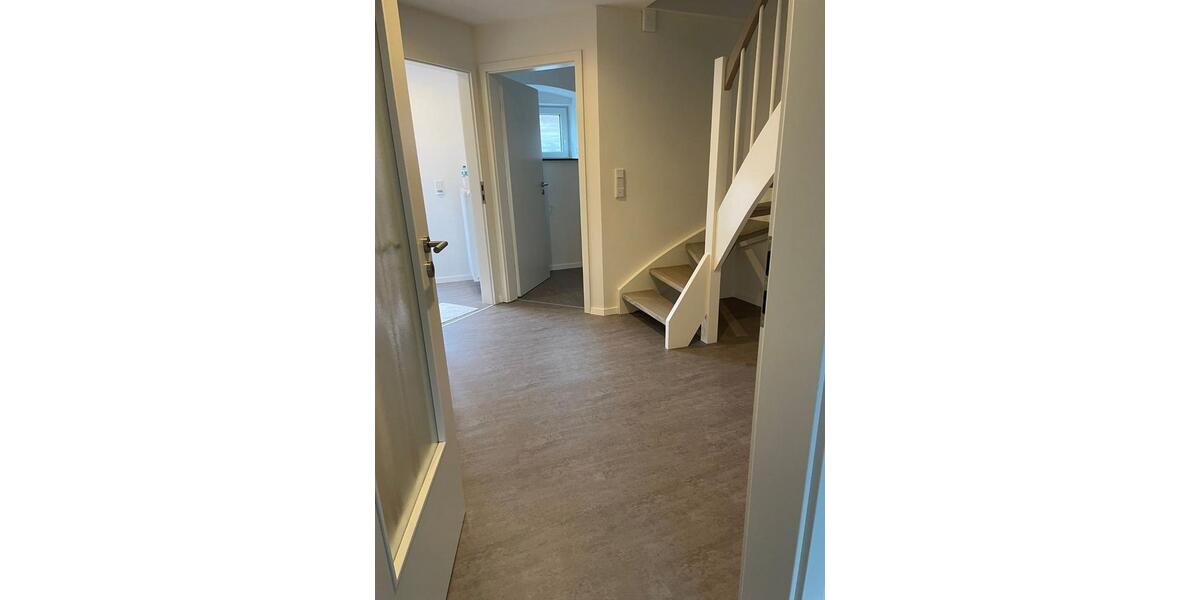 Etagenwohnung Klanxbüll - 4 Zimmer, 110 m&sup2;, 880&euro; | Angebot:25830085