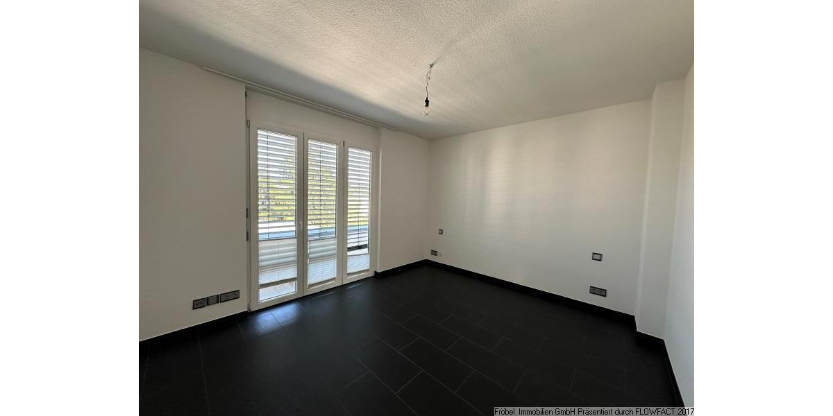 Einfamilienhaus Rheinfelden (Baden) - 3 Zimmer, 160 m&sup2;, 1.900&euro; | Angebot:26675985
