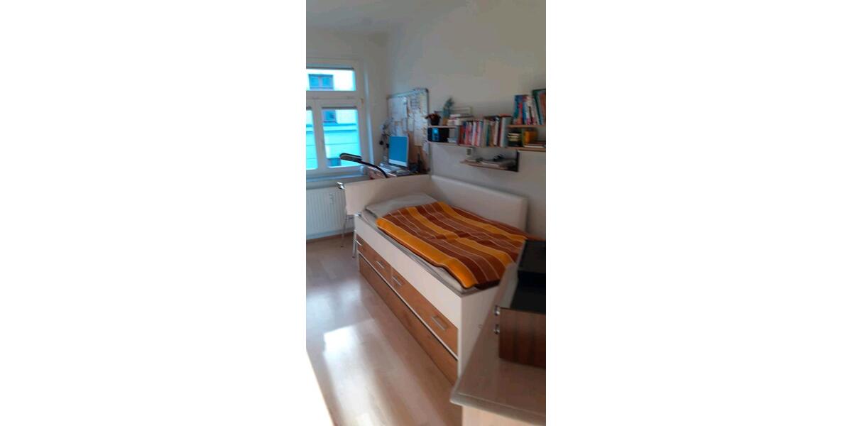 Etagenwohnung Schwerin - 2 Zimmer, 65 m&sup2;, 999&euro; | Angebot:26577830