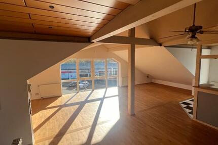 Wohnung Simmerath - 2 Zimmer, 92 m&sup2;, 966&euro; | Angebot:26048074