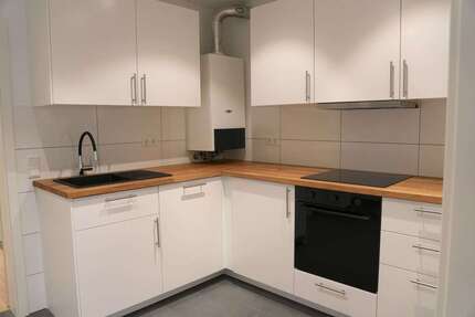 Wohnung zum Mieten in Düsseldorf 1.190 € 87.42 m² 3 zimmer