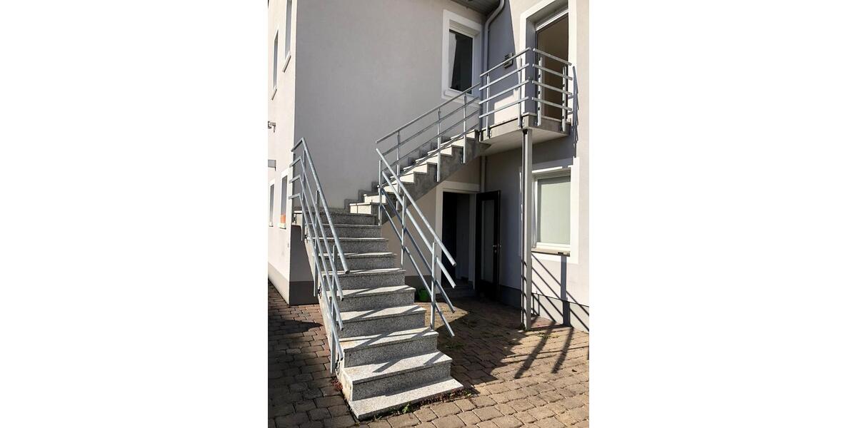 Einfamilienhaus Efringen-Kirchen Kirchen - 7 Zimmer, 400 m&sup2;, 2.500&euro; | Angebot:26625887