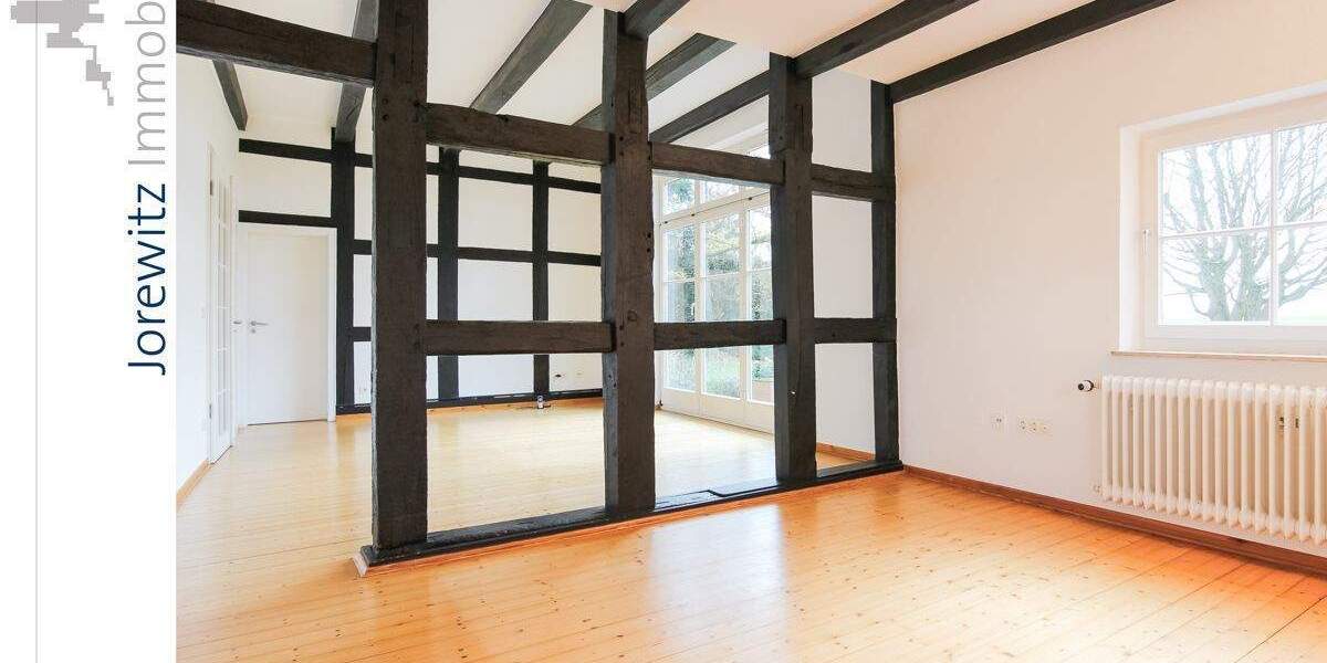 Bauernhaus, Landhaus Bielefeld Schildesche - 7 Zimmer, 202 m&sup2;, 1.998&euro; | Angebot:25669164