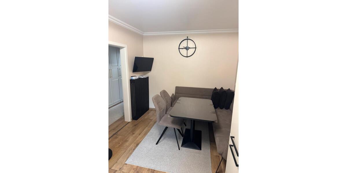 Erdgeschoßwohnung Biebesheim am Rhein - 4 Zimmer, 102 m&sup2;, 1.200&euro; | Angebot:24756685