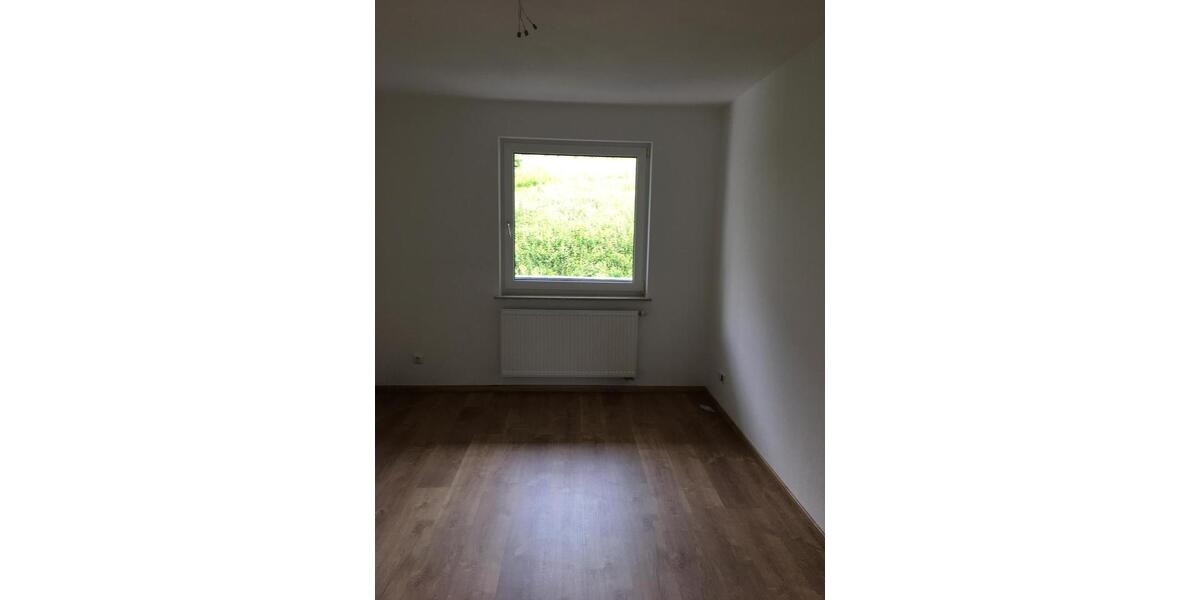 3 ZKB Wohnung mit Terrasse und Grünfläche 3 zimmer