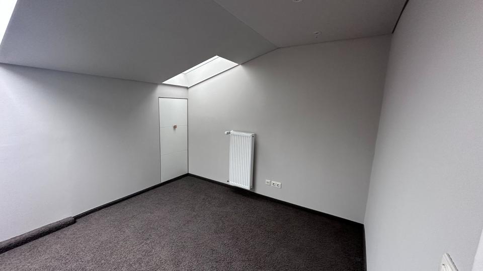 Dachgeschoßwohnung Sengenthal - 3.5 Zimmer, 124 m&sup2;, 1.050&euro; | Angebot:24658307