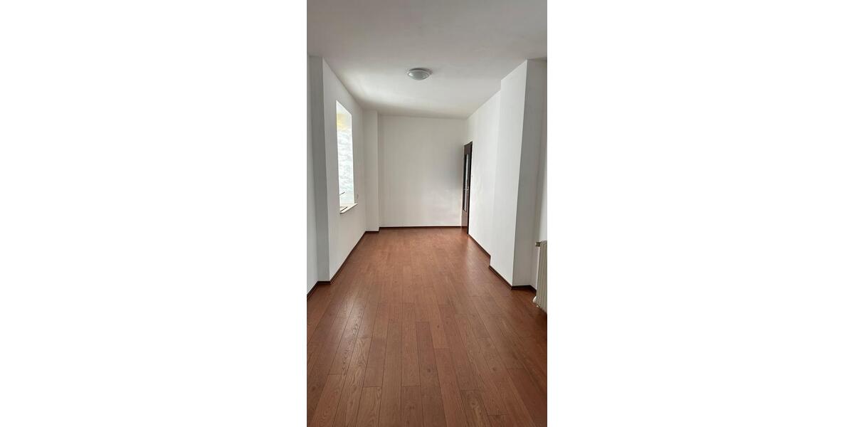 Einfamilienhaus Rodenbach - 6 Zimmer, 150 m&sup2;, 2.500&euro; | Angebot:26210865