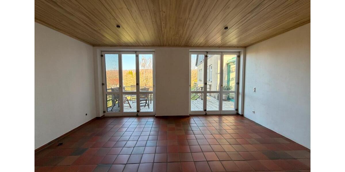Einfamilienhaus Schlüchtern - 3 Zimmer, 150 m&sup2;, 1.350&euro; | Angebot:25964514