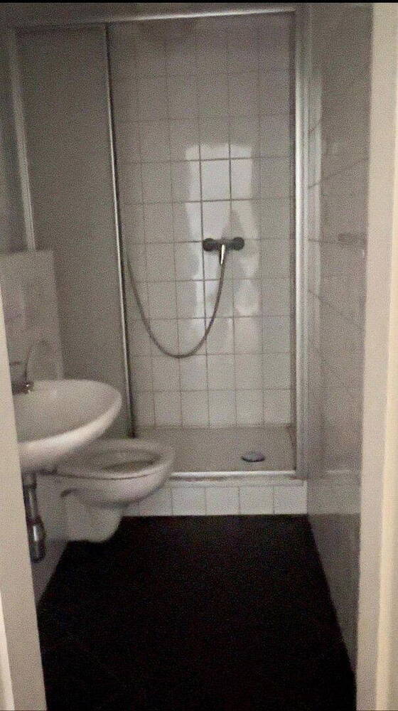 Gemuetliche 2-Z. DG-Wohnung (OG2) ab 1.12 Frei