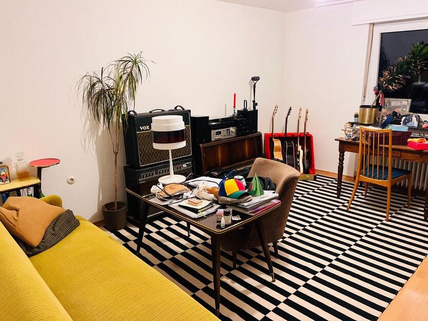 Zwei schöne Zimmer mit Balkon in 3 Zi.-Wohnung in KA (2er WG)