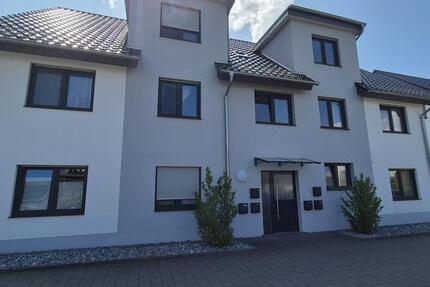 Moderne 3-Zimmer-Wohnung mit Balkon