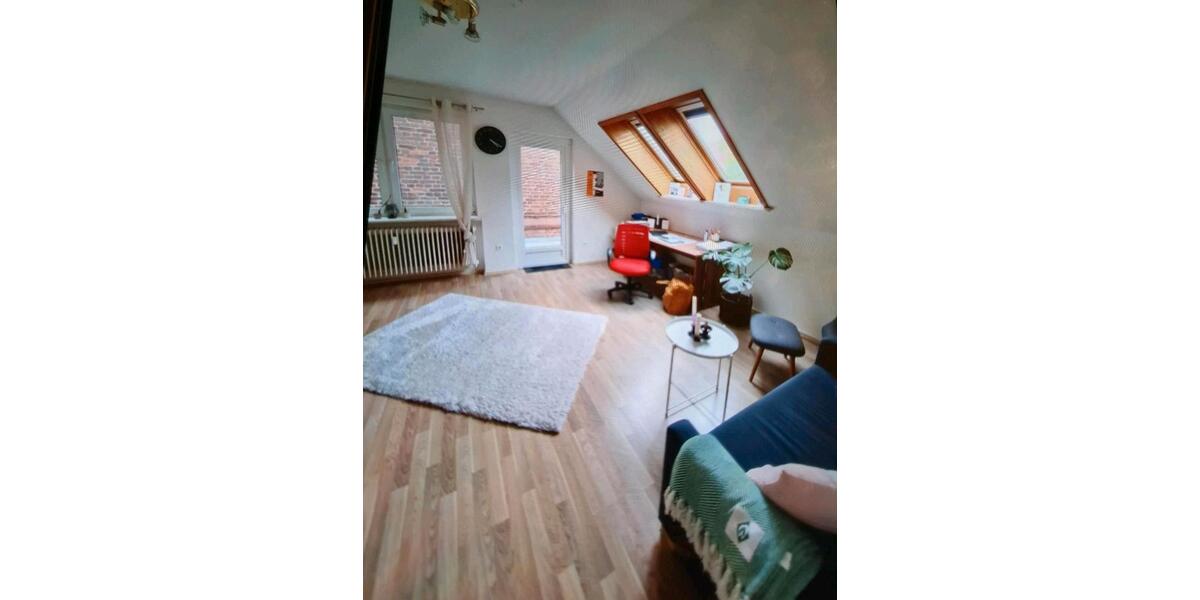 Dachgeschoßwohnung Uelzen - 2 Zimmer, 49 m&sup2;, 425&euro; | Angebot:26537966