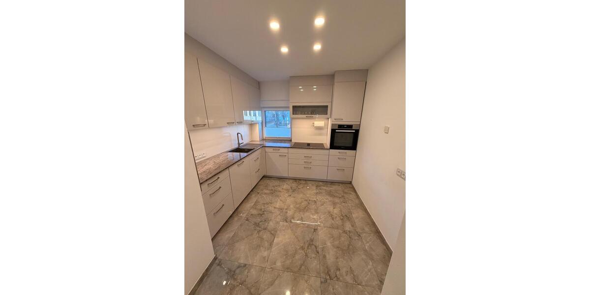 Erdgeschoßwohnung Rheine - 3 Zimmer, 90 m&sup2;, 1.200&euro; | Angebot:25811928