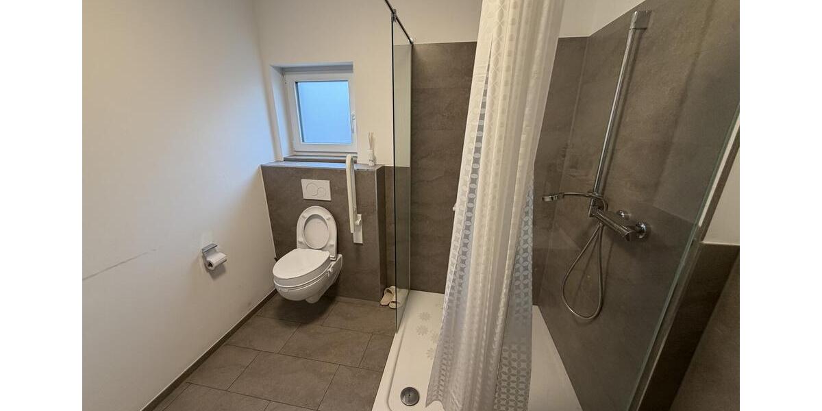 Dachgeschoßwohnung Halle - 2 Zimmer, 56 m&sup2;, 705&euro; | Angebot:24885004