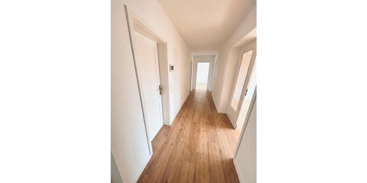 Helle und ruhige 3,5 Zimmer-Wohnung im Dachgeschoss 3.5 zimmer