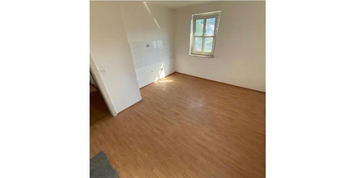 Etagenwohnung Wanfried - 2 Zimmer, 52 m&sup2;, 300&euro; | Angebot:25657866