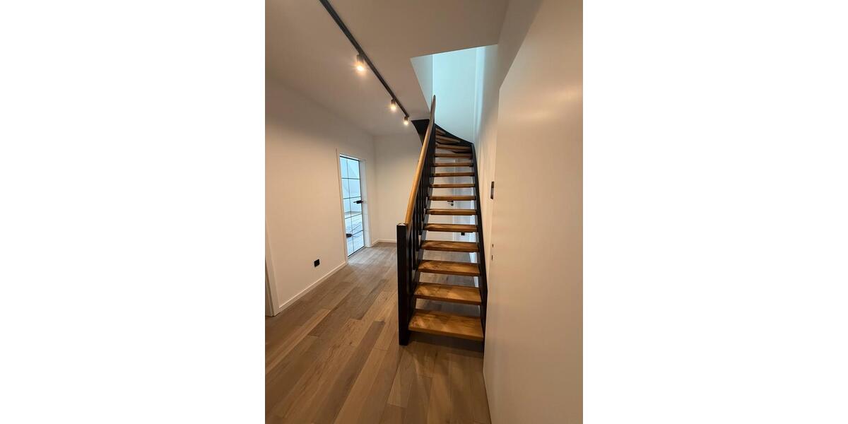 Dachgeschoßwohnung Verden (Aller) - 3 Zimmer, 100 m&sup2;, 1.450&euro; | Angebot:25932926