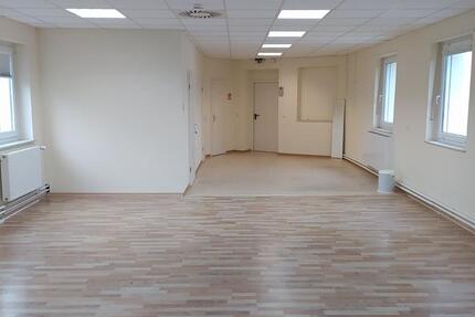 Gewerbeobjekt Hünfeld - 2 Zimmer, 7 m&sup2;, 849&euro; | Angebot:24984625
