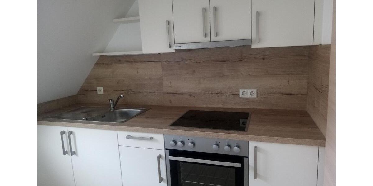 Dachgeschoßwohnung Roth - 3 Zimmer, 60 m&sup2;, 650&euro; | Angebot:26699688
