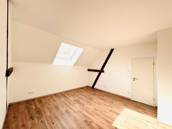 Erdgeschoßwohnung Wiesbaden Mainz-Amöneburg - 3 Zimmer, 80 m&sup2;, 1.200&euro; | Angebot:26466642