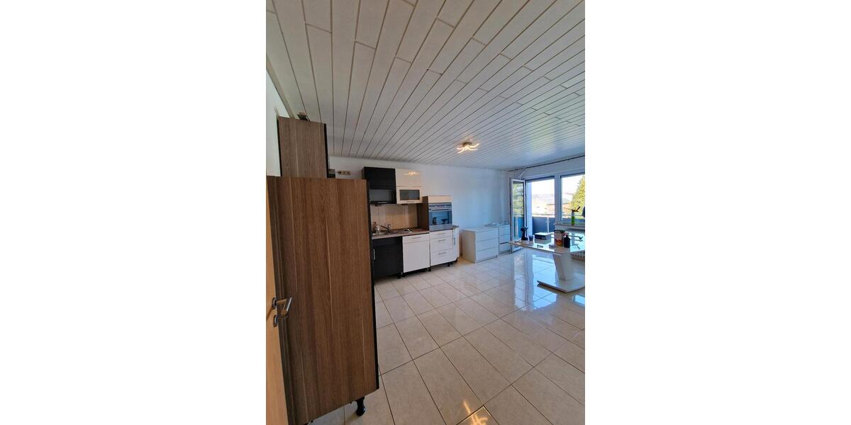 Etagenwohnung Pohlheim - 3 Zimmer, 98 m&sup2;, 1.200&euro; | Angebot:26049620