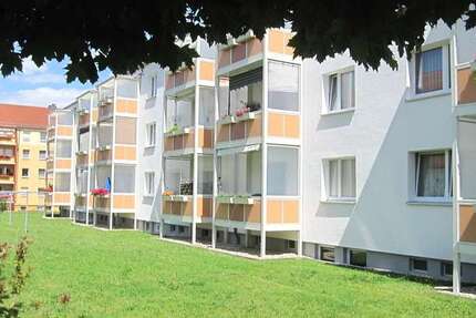 Wohnung zum Mieten in Groitzsch 430 € 70.8 m²