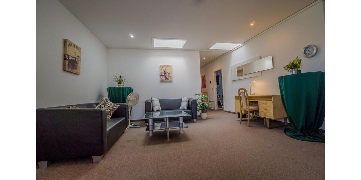 Wohnen auf Zeit Nordenham - 4 Zimmer, 130 m&sup2;, 35&euro; | Angebot:22840862