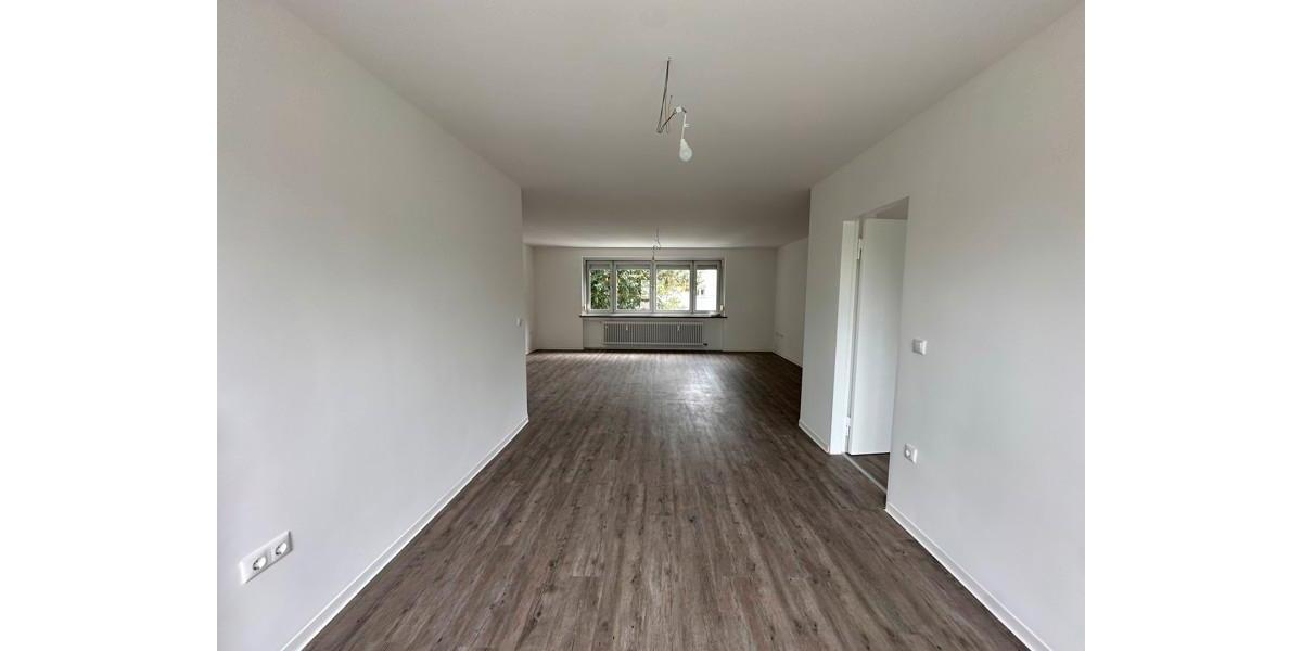 Erdgeschoßwohnung Kaufbeuren - 5 Zimmer, 108 m&sup2;, 1.055&euro; | Angebot:24621620