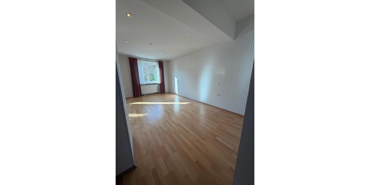 Erdgeschoßwohnung Neustadt an der Weinstraße Diedesfeld - 3 Zimmer, 95 m&sup2;, 1.090&euro; | Angebot:25427993