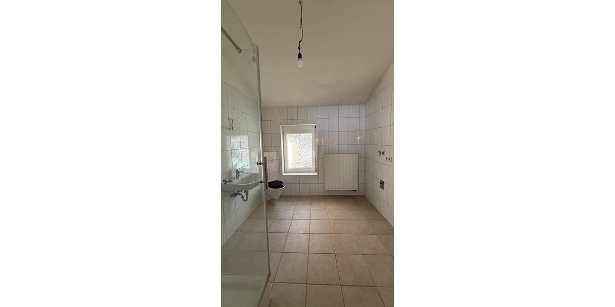 Dachgeschoßwohnung Mossautal - 3 Zimmer, 80 m&sup2;, 950&euro; | Angebot:24711598