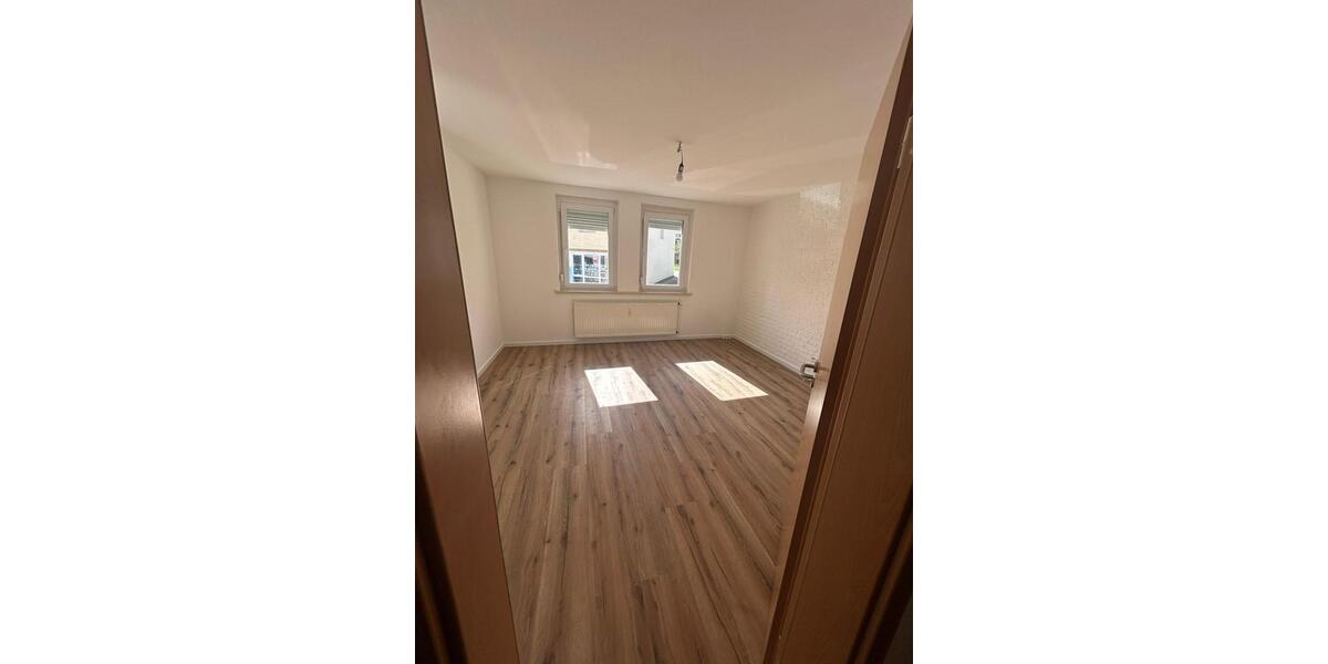 Etagenwohnung Trossingen - 1.5 Zimmer, 29 m&sup2;, 400&euro; | Angebot:26689229
