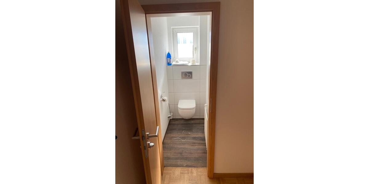 Etagenwohnung Hülben - 2 Zimmer, 86 m&sup2;, 850&euro; | Angebot:26589598