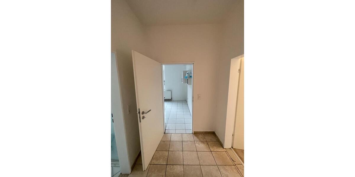 Erdgeschoßwohnung Oldenburg Ziegelhof - 1 Zimmer, 90 m&sup2;, 550&euro; | Angebot:25640685