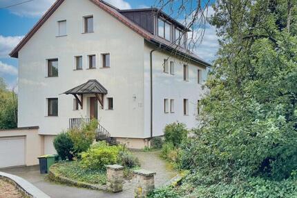 Hübsche 4 Zimmer Wohnung mit 2 Balkonen, Gartenmitbenutzung und Keller in Oberstenfeld zimmer