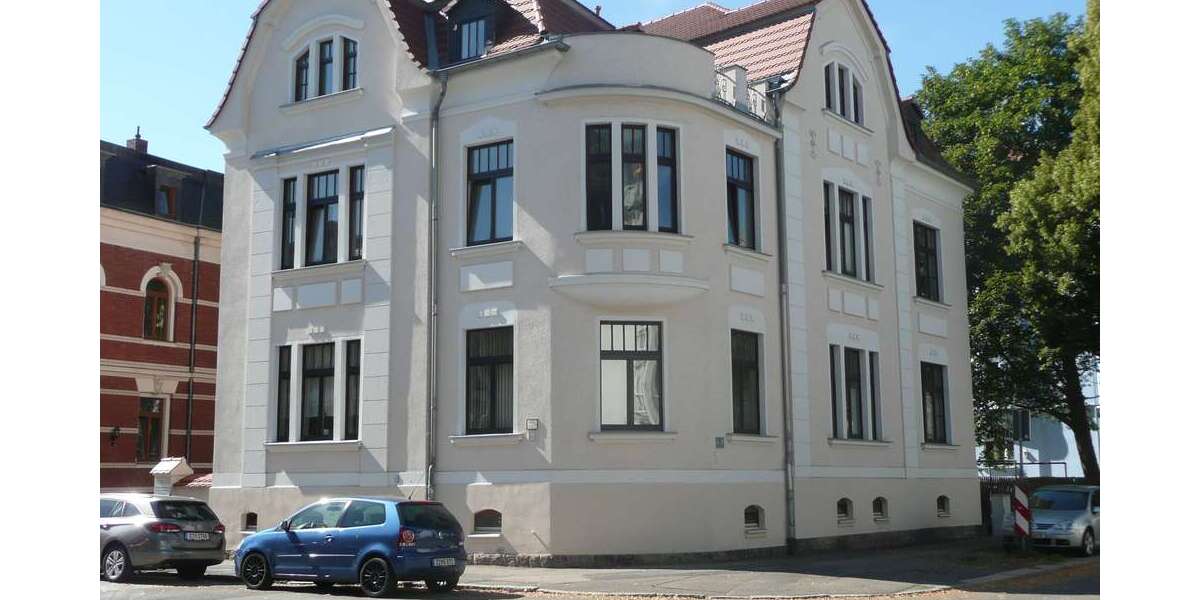 Etagenwohnung Zwickau Nordvorstadt - 5 Zimmer, 156 m&sup2;, 1.095&euro; | Angebot:26308802