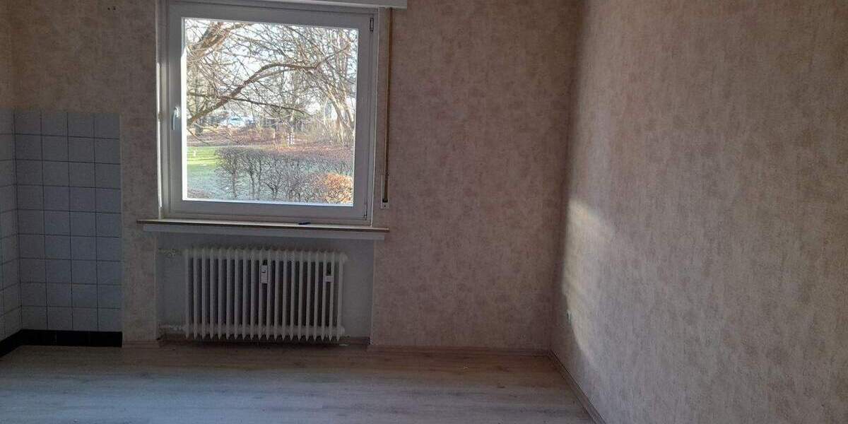 Etagenwohnung Wickede (Ruhr) Wickede - 4 Zimmer, 94 m&sup2;, 799&euro; | Angebot:23943944