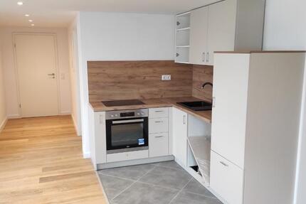 Dachgeschoss Wohnung in OHZ ab sofort nähe Rewe Ritterhuderstr. 2 zimmer