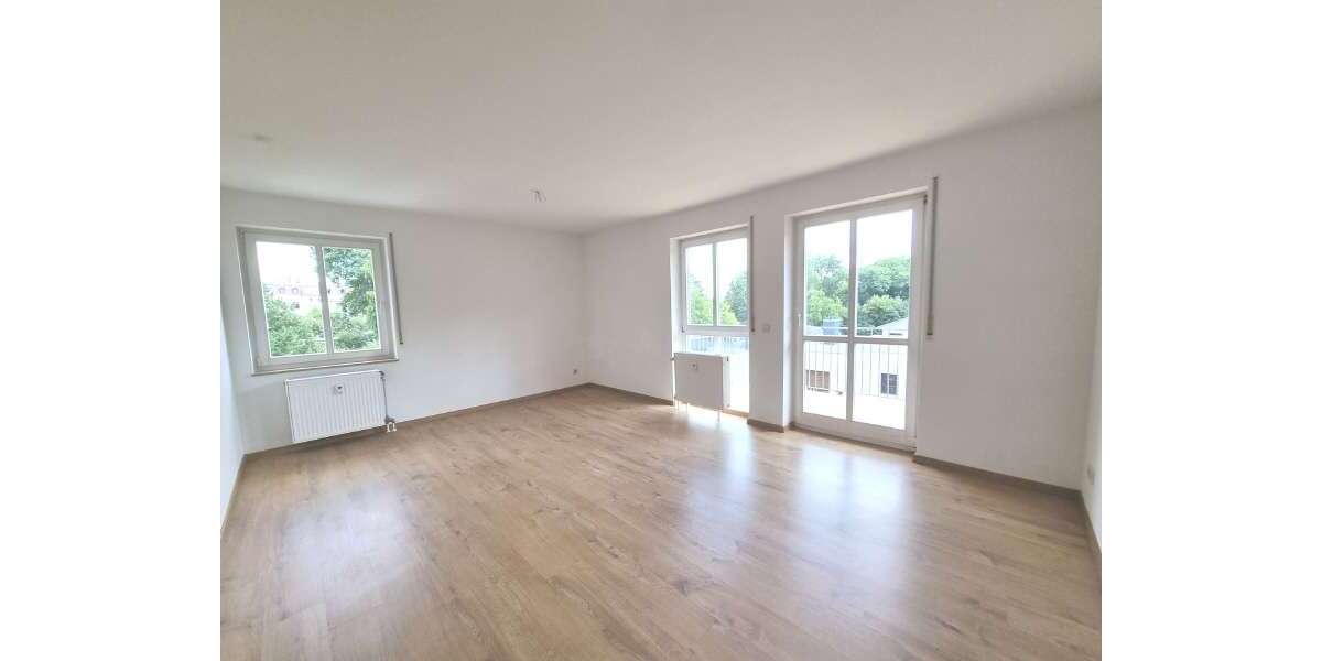 Etagenwohnung Meerane - 2 Zimmer, 48 m&sup2;, 337&euro; | Angebot:25274158