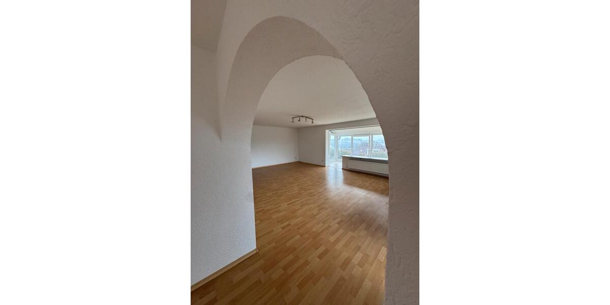 Erdgeschoßwohnung Furth im Wald - 4 Zimmer, 135 m&sup2;, 990&euro; | Angebot:24995884