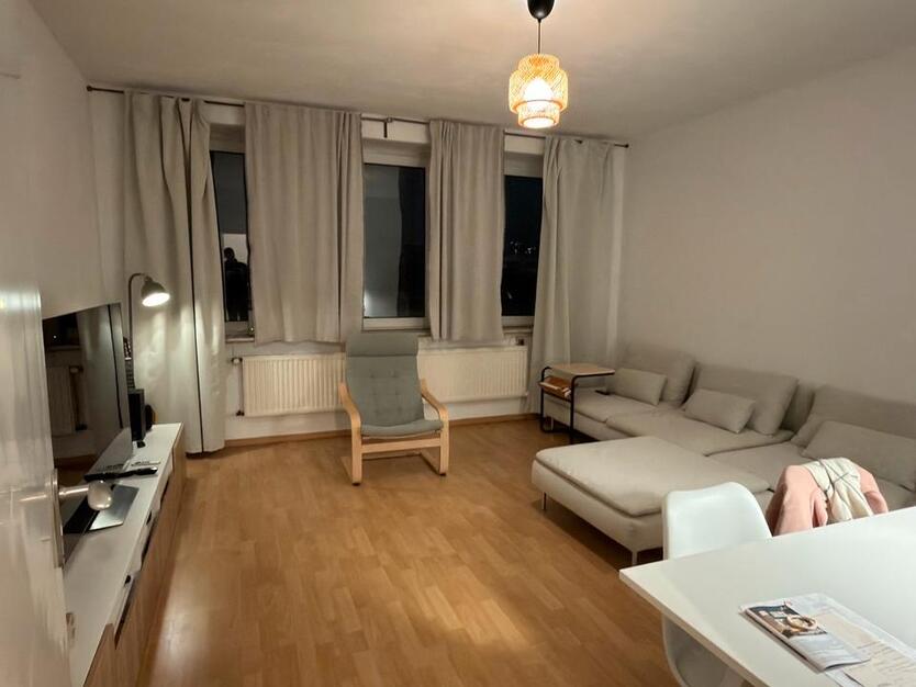 2-Zimmer-Altbauwohnung mit Aufzug in zentraler Lage- sofort frei! zimmer