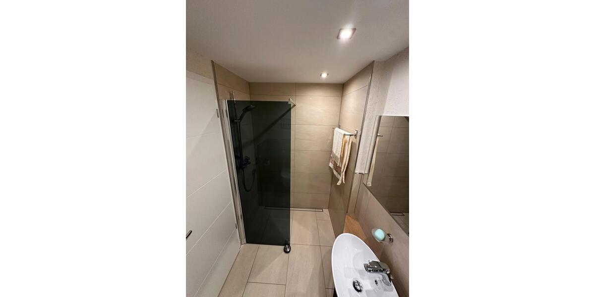 Einfamilienhaus Detmold - 3 Zimmer, 142 m&sup2;, 2.200&euro; | Angebot:24653431