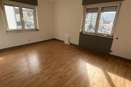 Wohnung Schlüchtern - 4 Zimmer, 100 m&sup2;, 850&euro; | Angebot:25869046