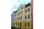 Schicke 2-Raum-Wohnung mit Balkon & Einbauküche in ruhiger, aber zentraler Lage von Aue