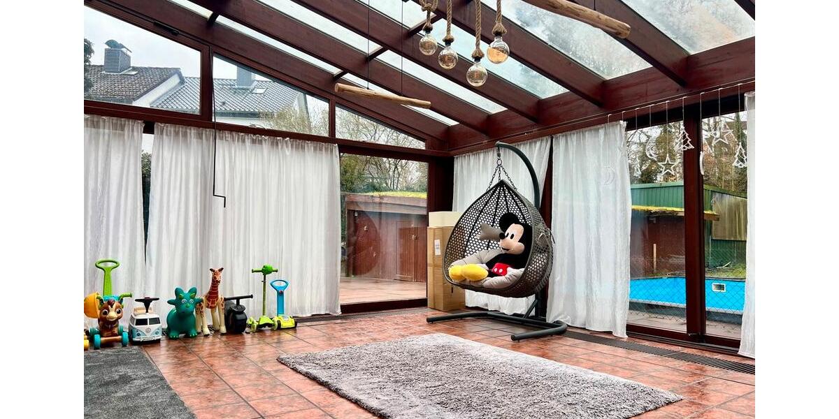 Bungalow Quickborn - 5 Zimmer, 185 m&sup2;, 1.750&euro; | Angebot:26037278