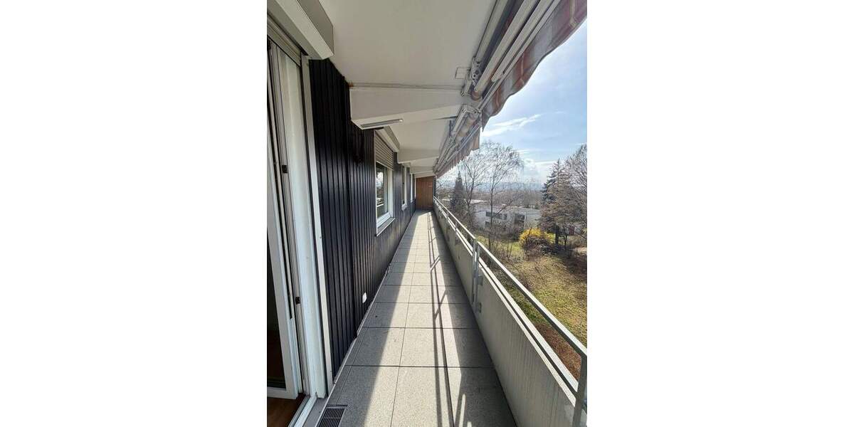 Etagenwohnung Reutlingen Voller Brunnen - 4 Zimmer, 89 m&sup2;, 1.200&euro; | Angebot:25895932